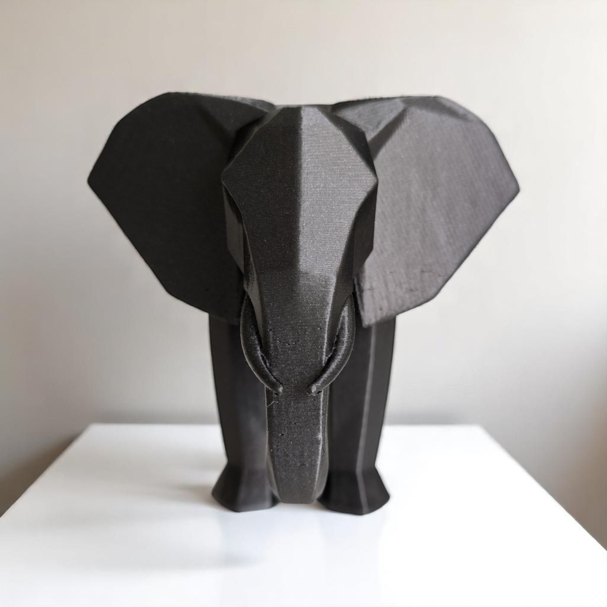 Modern Minimalist Low Poly Elephant - Main View
